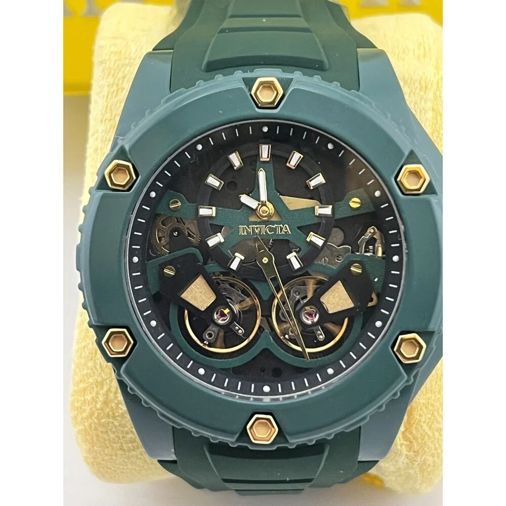 Invicta akula men